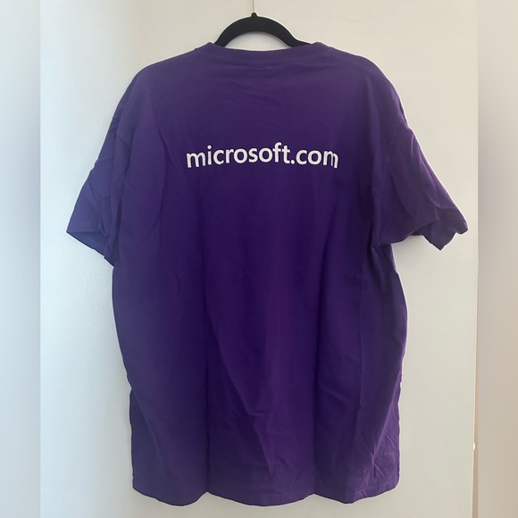 New Microsoft T-Shirt - Picture 2 of 3